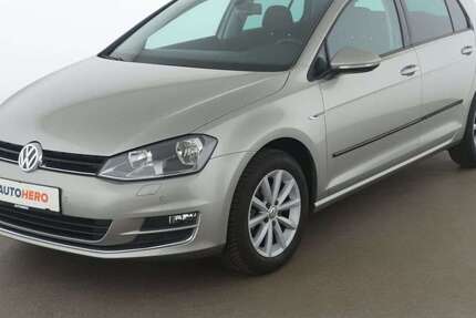 VW Golf 41.659 km 12.820 € Stuttgart 70195