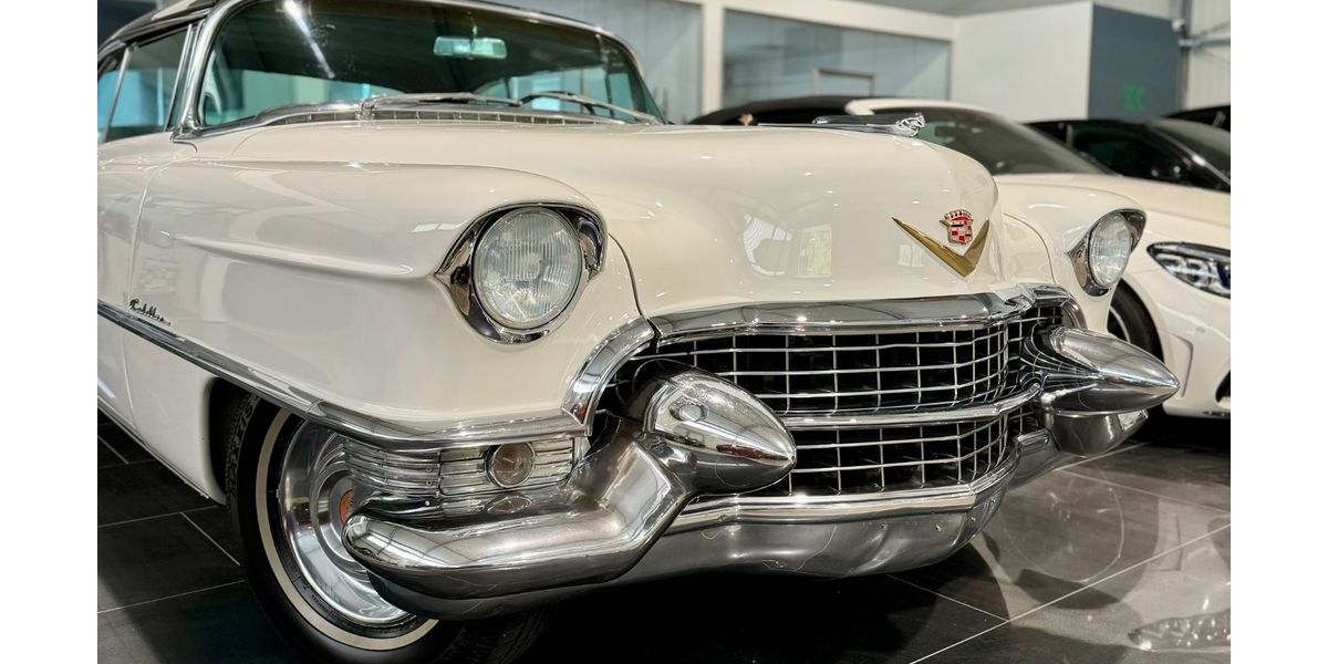 Cadillac Deville 24.000 km 43.999 &euro; Niefern Öschelbronn 75223
