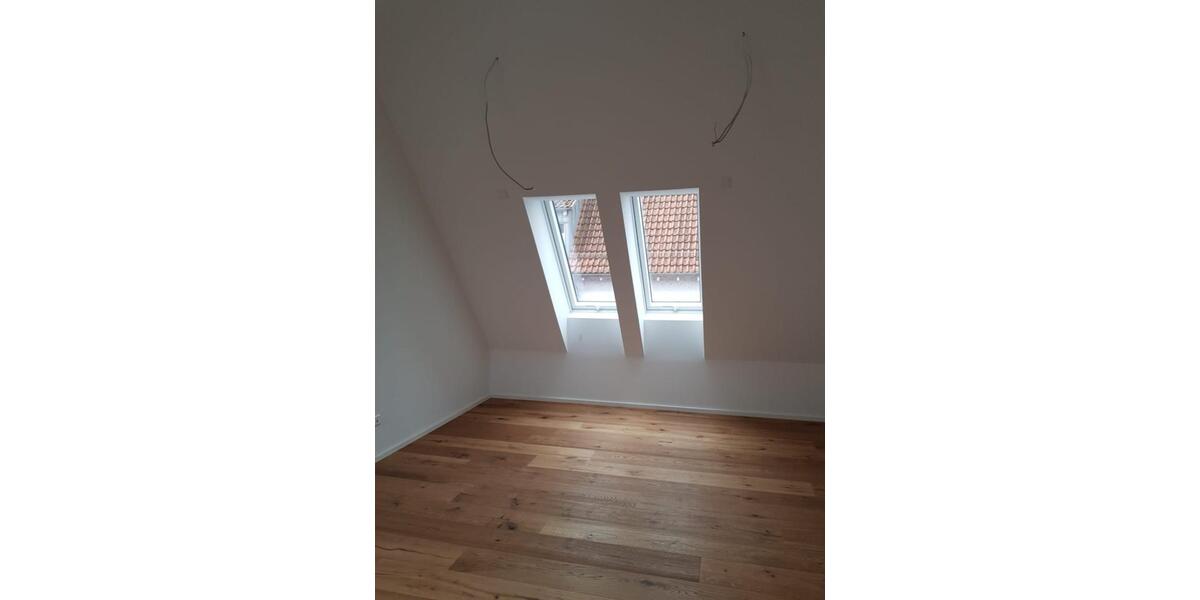 Maisonettenwohnung Schwieberdingen - 4 Zimmer, 140 m&sup2;, 1.899&euro; | Angebot:25397059