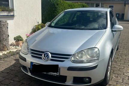 VW Golf 150.000 km 2.550 &euro; Bad Wildbad 75323