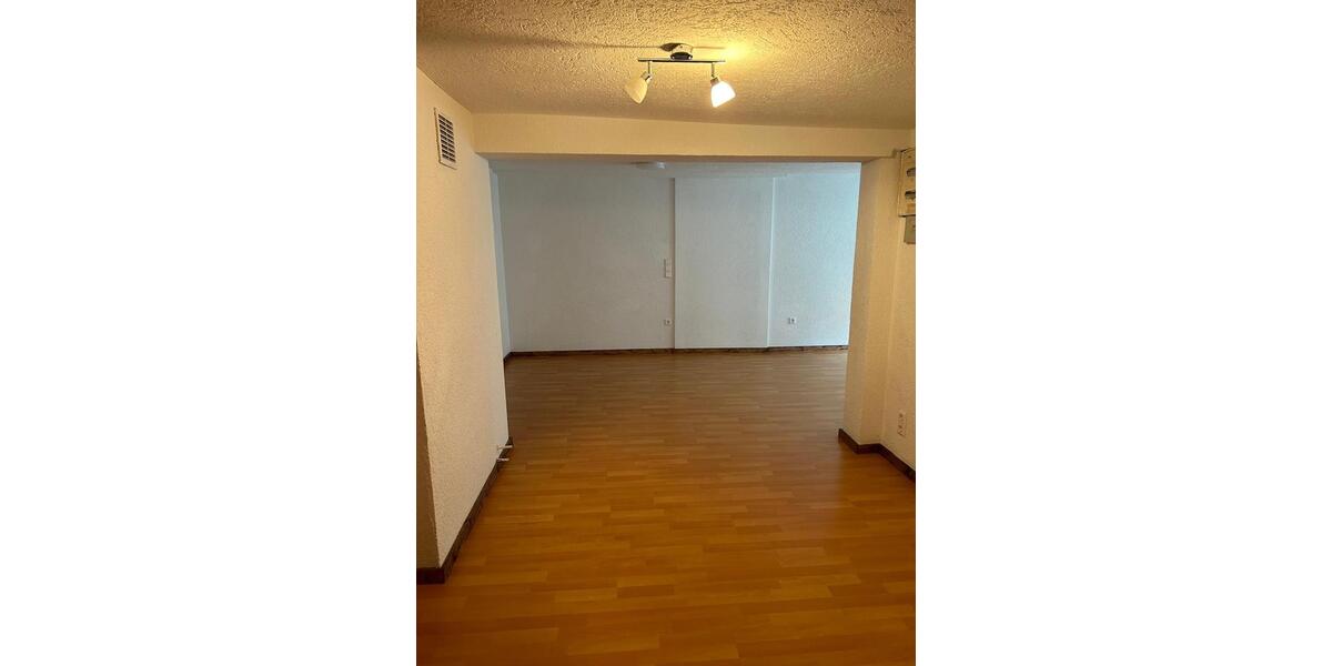 Etagenwohnung Calw - 5 Zimmer, 150 m&sup2;, 135.000&euro; | Angebot:26987223