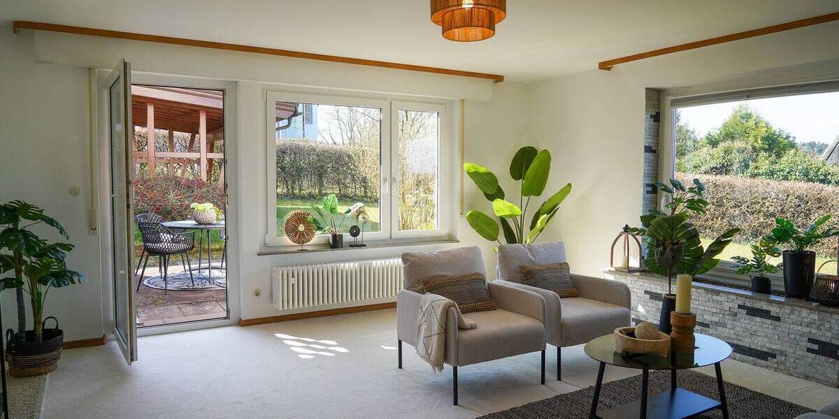 Mehrfamilienhaus, Wohnhaus Engelsbrand Grunbach - 7 Zimmer, 212 m&sup2;, 445.000&euro; | Angebot:25909412