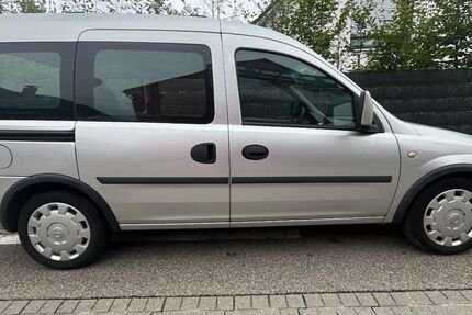 Opel Combo 155.000 km 3.999 &euro; Stutensee 76297