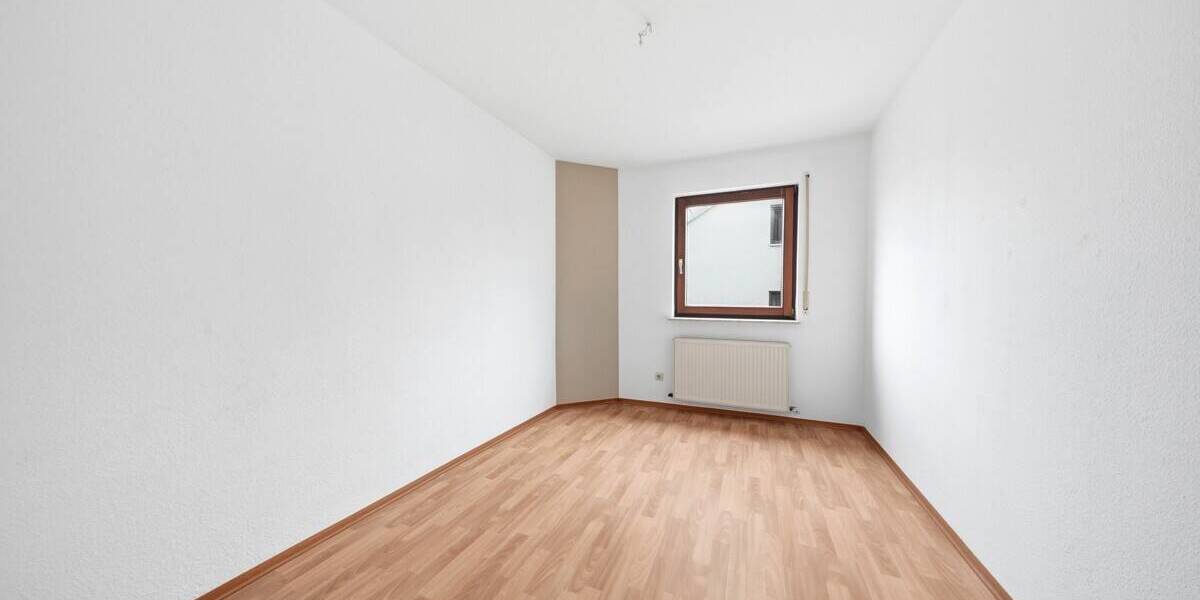 Etagenwohnung Stutensee Blankenloch - 4 Zimmer, 91 m&sup2;, 295.000&euro; | Angebot:26733599