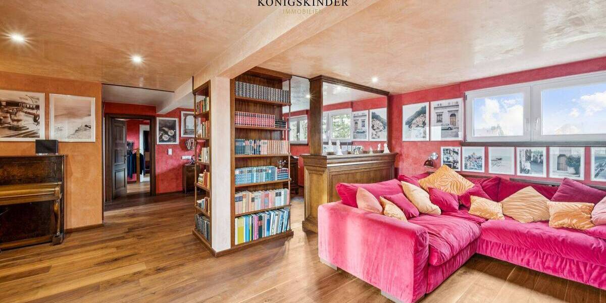 Mehrfamilienhaus, Wohnhaus Pforzheim Südweststadt - 6 Zimmer, 302 m&sup2;, 1.250.000&euro; | Angebot:26512811