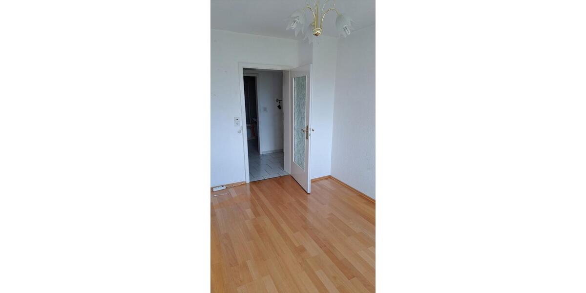 Etagenwohnung Sindelfingen Darmsheim - 3.5 Zimmer, 85 m&sup2;, 289.000&euro; | Angebot:27096424
