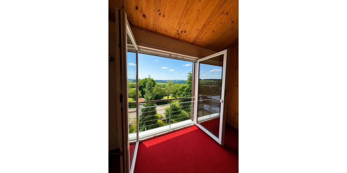 Einfamilienhaus Calw-Heumaden Heumaden - 4 Zimmer, 247 m&sup2;, 1.200.000&euro; | Angebot:26805712