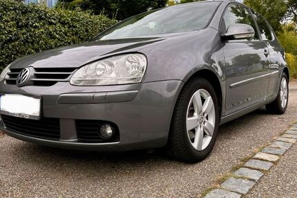 VW Golf 199.000 km 2.250 € Korntal-Münchingen 70825