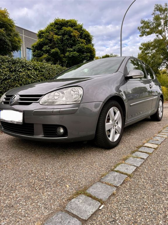 VW Golf 199.000 km 2.250 € Korntal-Münchingen 70825
