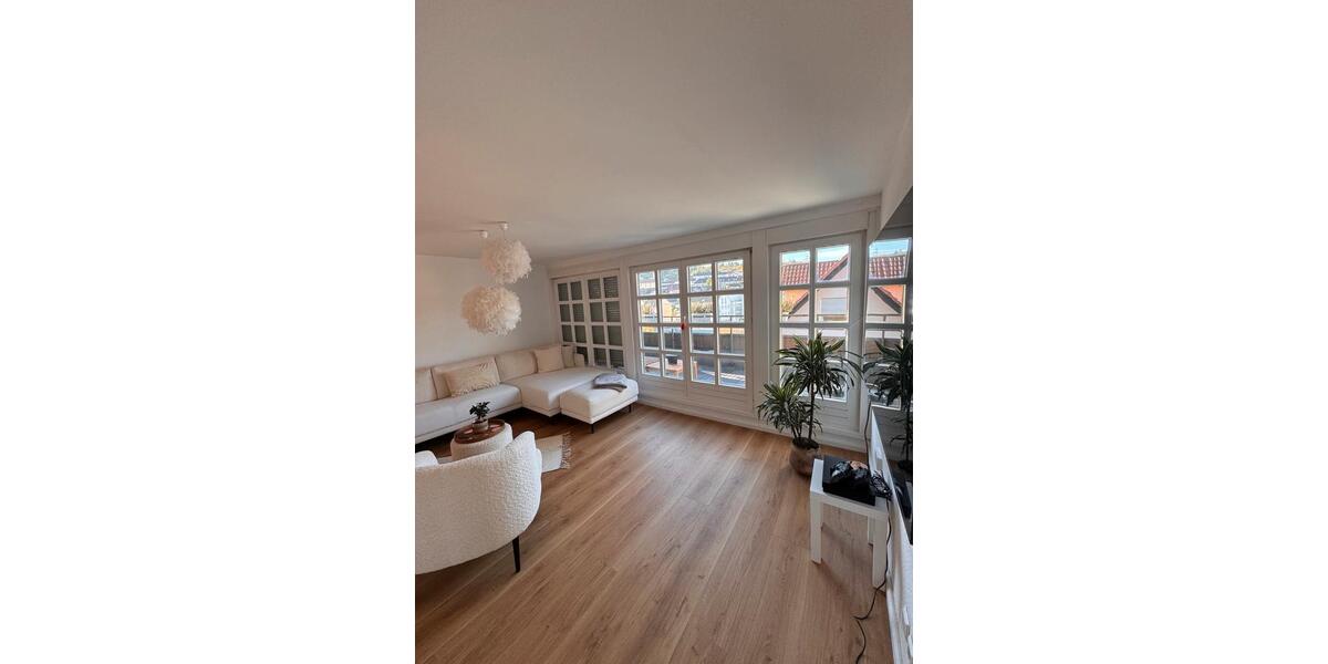 Dachgeschoßwohnung Ispringen - 4.5 Zimmer, 106 m&sup2;, 360.000&euro; | Angebot:25304743
