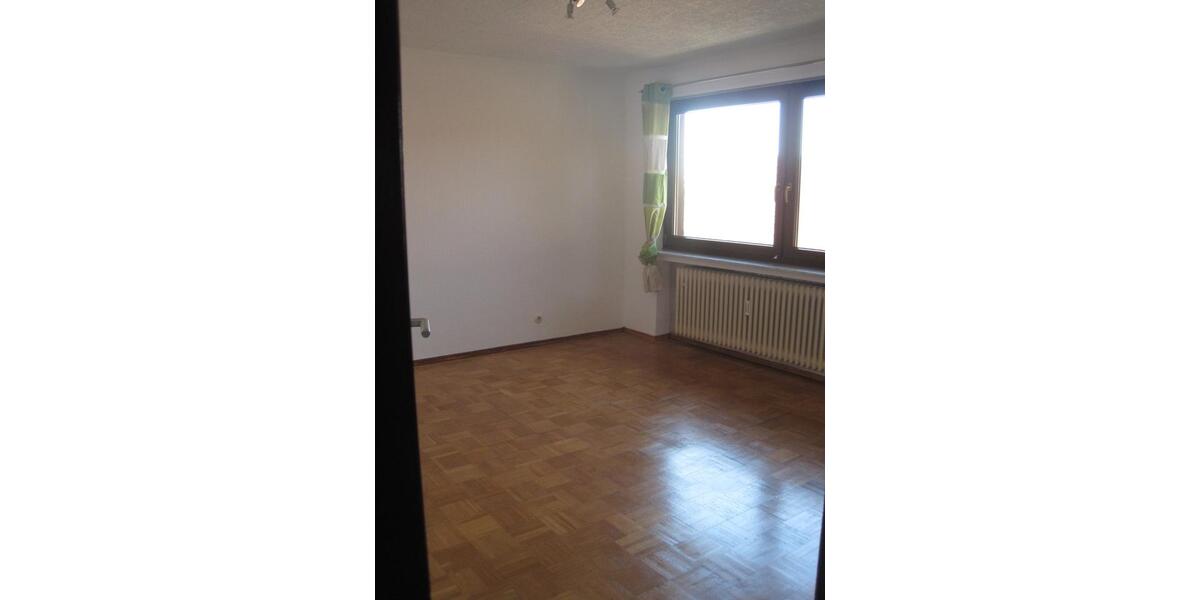 Etagenwohnung Kraichtal - 4.5 Zimmer, 140 m&sup2;, 950&euro; | Angebot:26221296