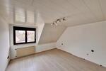 Einfamilienhaus Sulzfeld - 5 Zimmer, 172 m&sup2;, 1.600&euro; | Angebot:26613717