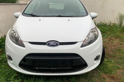 Ford Fiesta 99.904 km 1.750 &euro; Karlsruhe, Baden (Grötzingen) 76229