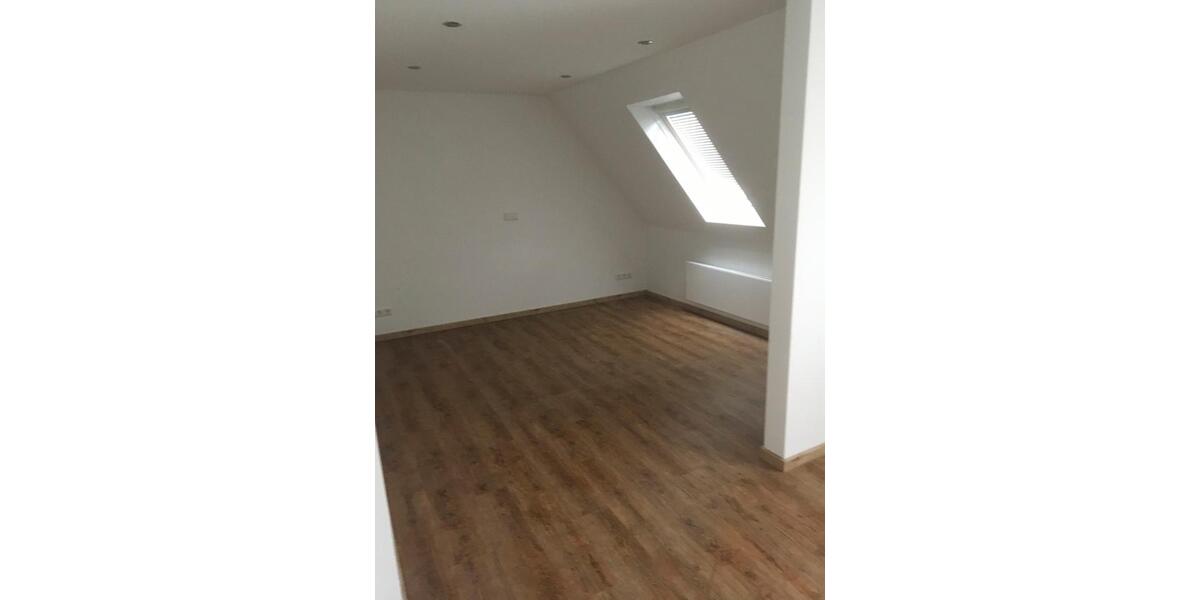Etagenwohnung Rutesheim - 3.5 Zimmer, 96 m&sup2;, 1.300&euro; | Angebot:26611945