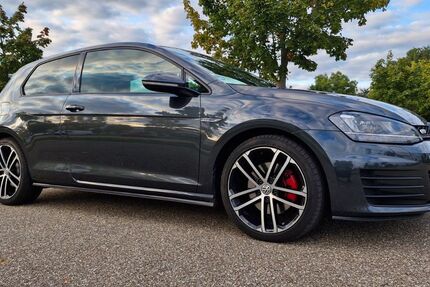 VW Golf 179.000 km 11.000 &euro; Karlsruhe 76139