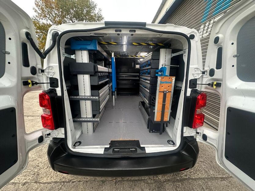 Opel Vivaro 97.895 km 17.990 € Sindelfingen 71065
