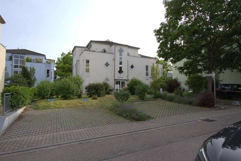 Wohnung zum Kaufen in Pfinztal 372.000 € 83.7 m²