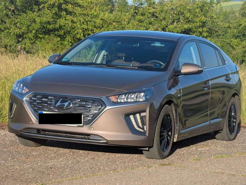 IONIQ