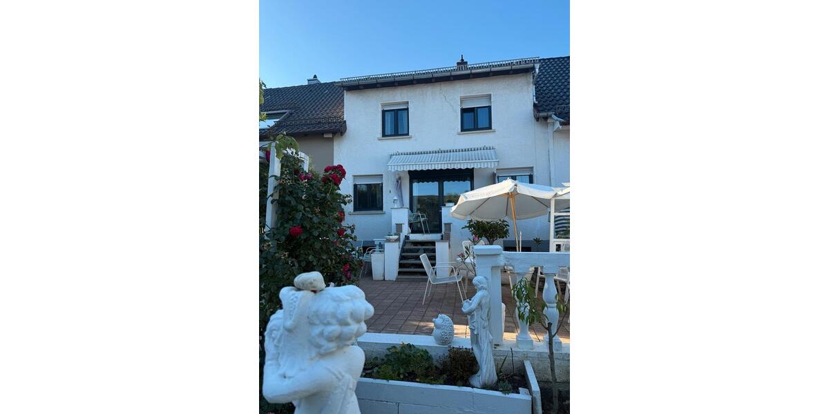 Reihenhaus Pforzheim Brötzingen - 4.5 Zimmer, 93 m&sup2;, 349.000&euro; | Angebot:27201651