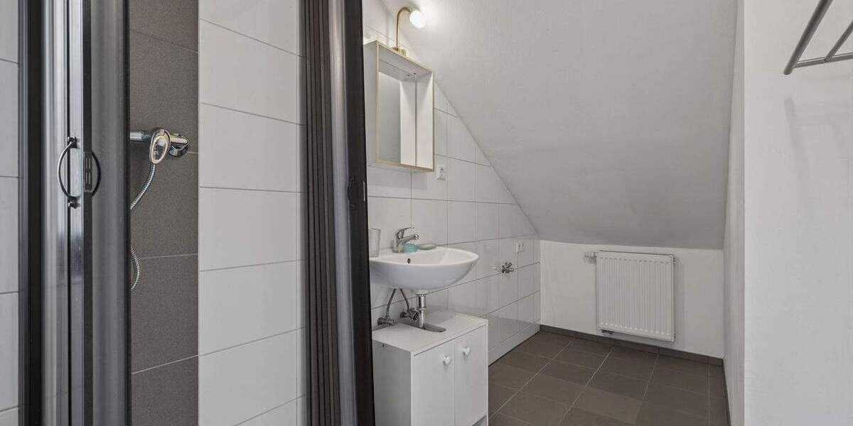 Doppelhaushälfte Karlsruhe Neureut - 6 Zimmer, 147 m&sup2;, 599.000&euro; | Angebot:25681026