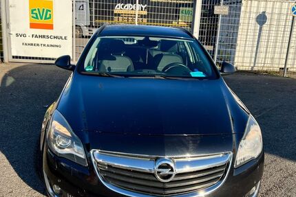 Opel Insignia 186.000 km 5.500 € Stuttgart 70378