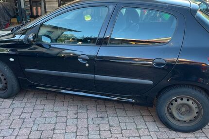 Peugeot 206 215.000 km 1.299 € Ebhausen 72224