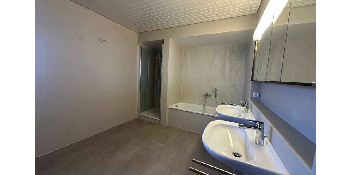 Maisonettenwohnung Gaggenau - 4 Zimmer, 170 m&sup2;, 1.500&euro; | Angebot:25402966