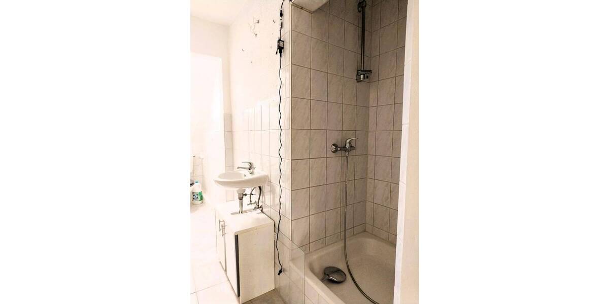 Etagenwohnung Pforzheim Nordstadt - 3 Zimmer, 75 m&sup2;, 215.000&euro; | Angebot:26180159