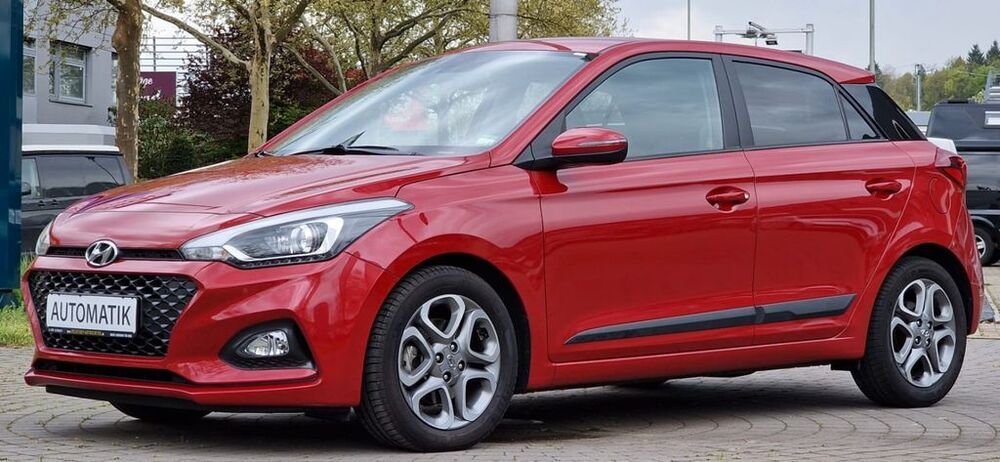 i20