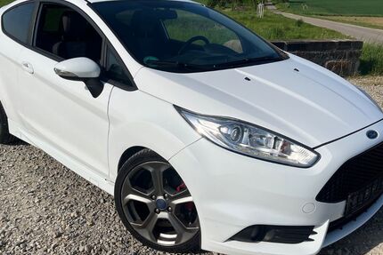 Ford Fiesta 168.800 km 6.990 € Eppingen 75031