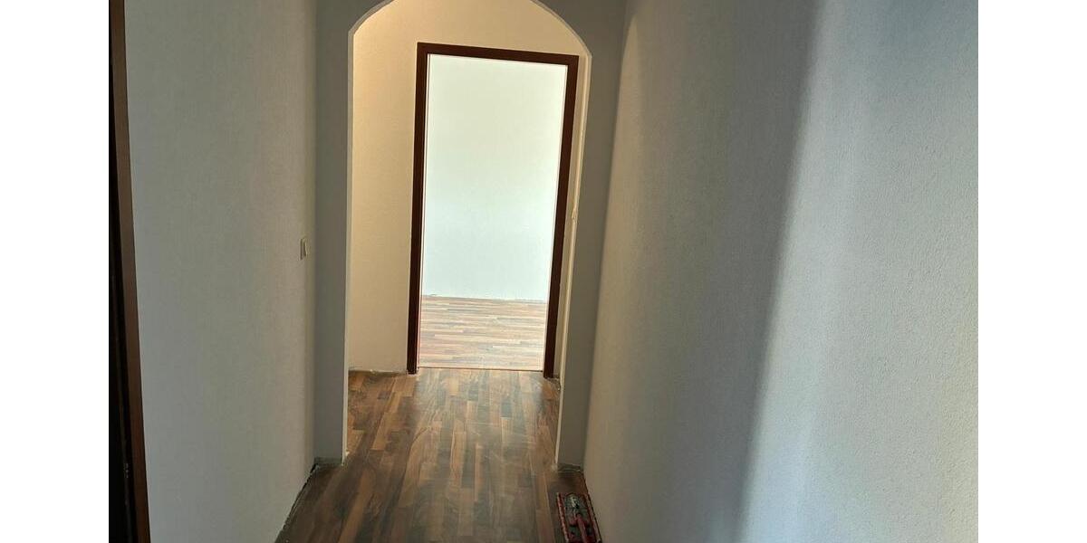 Verkauf ohne Makler: 2 Zimmer WHG ; Balkon ; Tiefgarage; Keller 2 zimmer