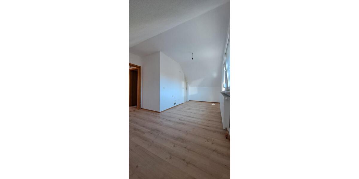 Maisonettenwohnung Keltern - 5 Zimmer, 130 m&sup2;, 1.400&euro; | Angebot:26326724