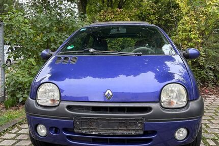 Renault Twingo 117.600 km 1.399 € Stuttgart 70374