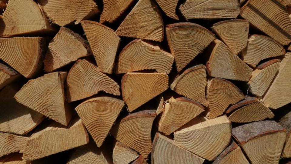 Einfamilienhaus Engelsbrand - 8 Zimmer, 200 m&sup2;, 698.000&euro; | Angebot:16634046