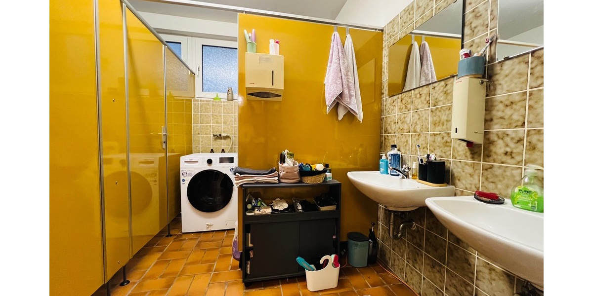 Ehem. Kirche mit Charakter − vielseitig nutzbares Gebäude für Wohn- und Gewerbezwecke 4.5 zimmer