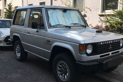 Mitsubishi Pajero 355.000 km 14.700 &euro; Eisingen 75239