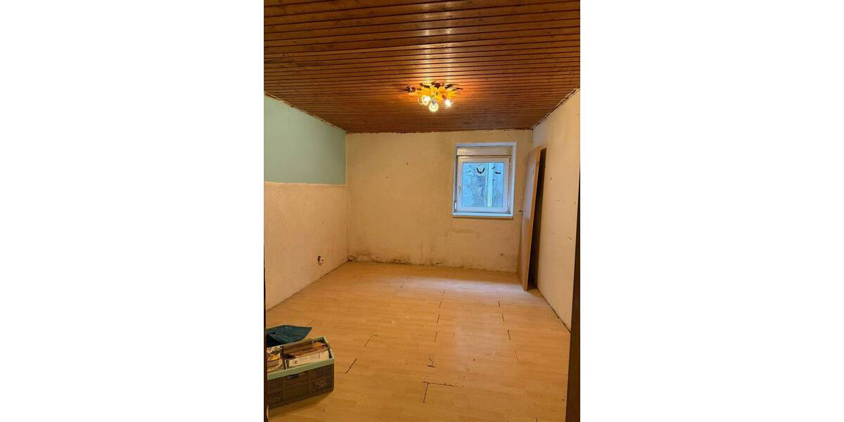 Etagenwohnung Oberderdingen-Flehingen Flehingen - 4 Zimmer, 92 m&sup2;, 79.000&euro; | Angebot:25748646