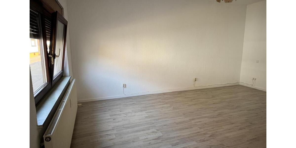 Etagenwohnung Pfinztal - 3.5 Zimmer, 86 m&sup2;, 1.100&euro; | Angebot:26429211