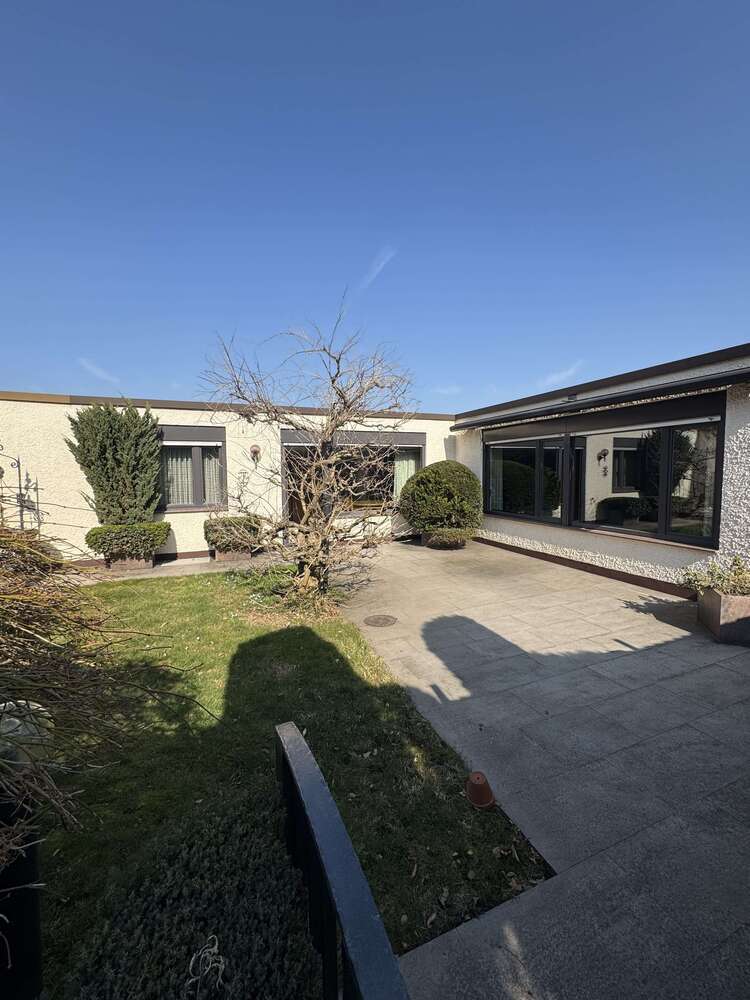 Haus zum Kaufen in Pforzheim 409.000 € 145 m²