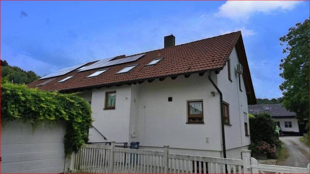 2 Familienhaus in Wiernsheim