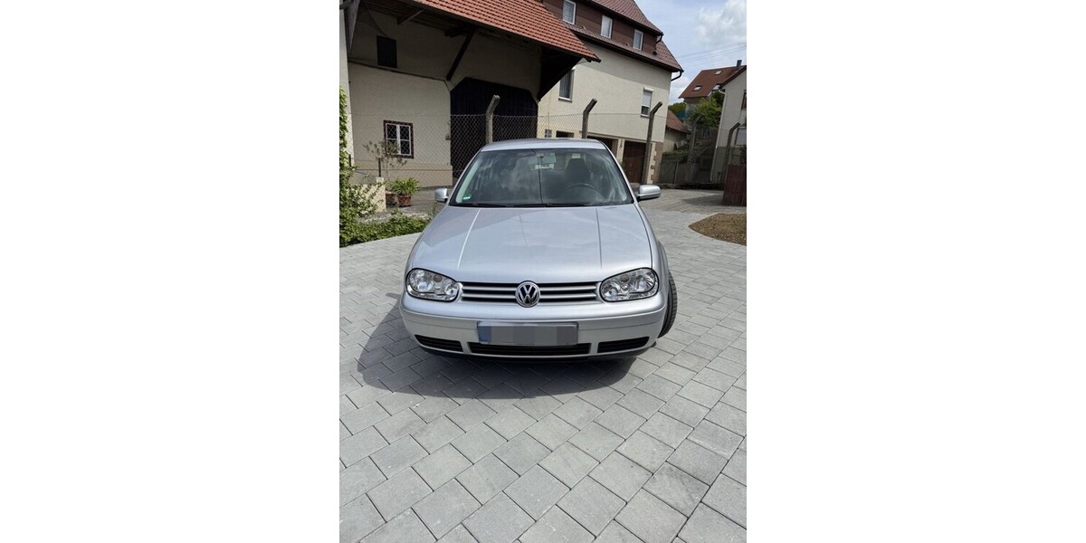 VW Golf IV 175.000 km 3.490 € Althengstett 75382