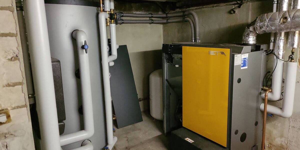 Etagenwohnung Straubenhardt Feldrennach - 9 Zimmer, 188 m&sup2;, 385.000&euro; | Angebot:26293087