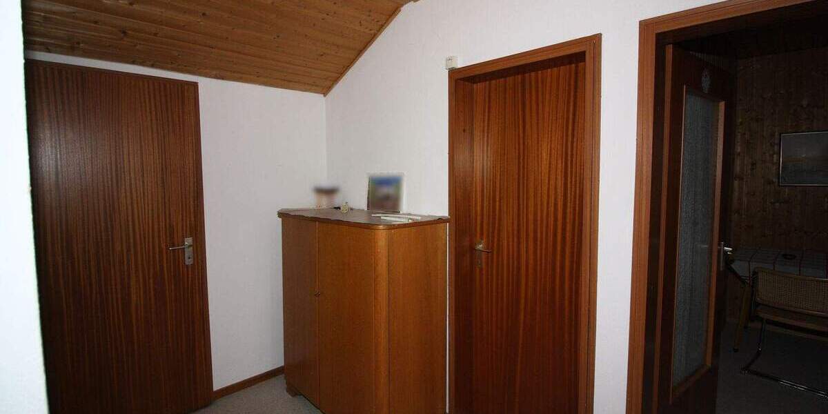 Viel Platz für Ihre Familie - sonnig, ruhig mit Garten und Garage 8 zimmer