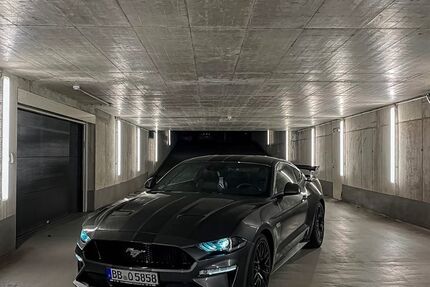 Ford Mustang 34.000 km 43.500 &euro; Renningen 71272