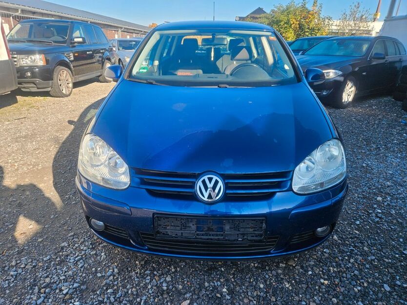 VW Golf 228.000 km 2.200 € Malsch 76316
