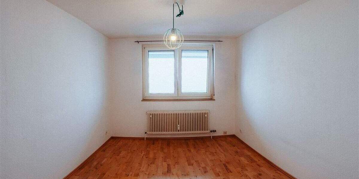 Etagenwohnung Sindelfingen Maichingen - 3 Zimmer, 99 m&sup2;, 330.000&euro; | Angebot:25678562