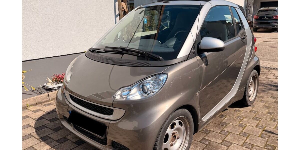 Smart ForTwo 151.000 km 2.500 &euro; Karlsruhe 76185