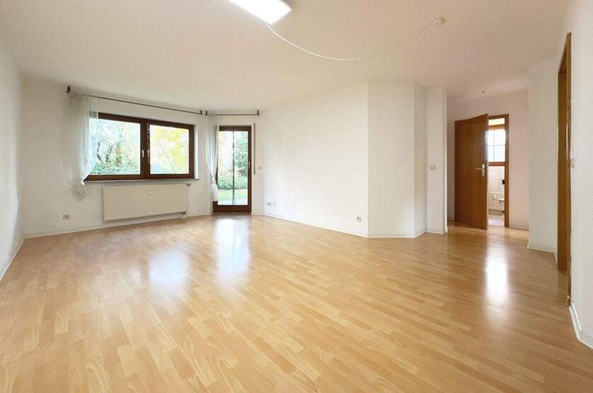 2,5-Zimmer-Erdgeschosswohnung mit sonniger Terrasse und Tiefgaragenstellplatz in Leonberg-Warmbronn 2 zimmer