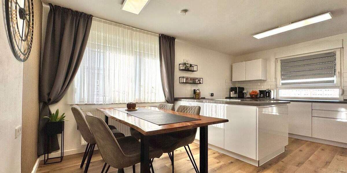 Mehrfamilienhaus, Wohnhaus Oberderdingen - 5 Zimmer, 130 m&sup2;, 395.000&euro; | Angebot:25846247