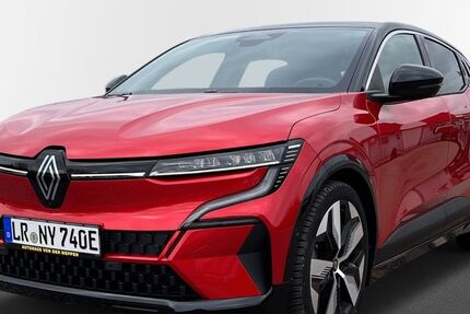 Renault Megane E-TECH 13.299 km 32.980 € Stuttgart 70469